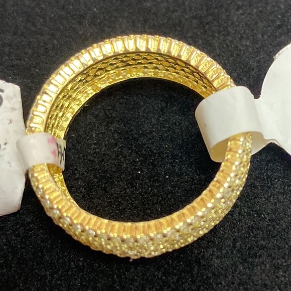 Gold sterling silver ring NWT! So sparkly! Gold tone band with sparkle! - Picture 9 of 16